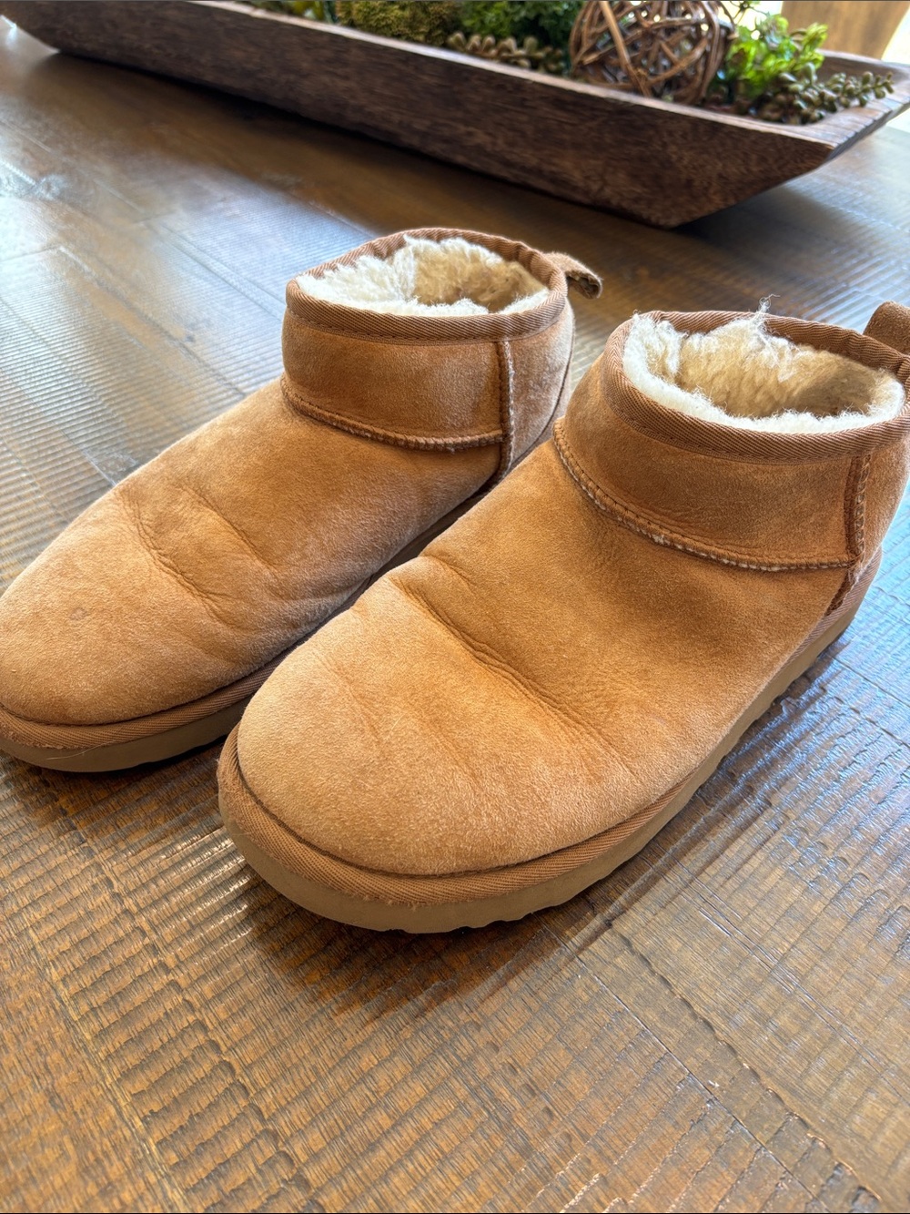 Ugg mini boots - Shearling-Lined Suede Slip-On Boots - Chestnut - size 9